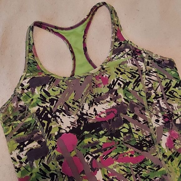 ‎Calvin Klein Sports Top - Picture 2 of 6